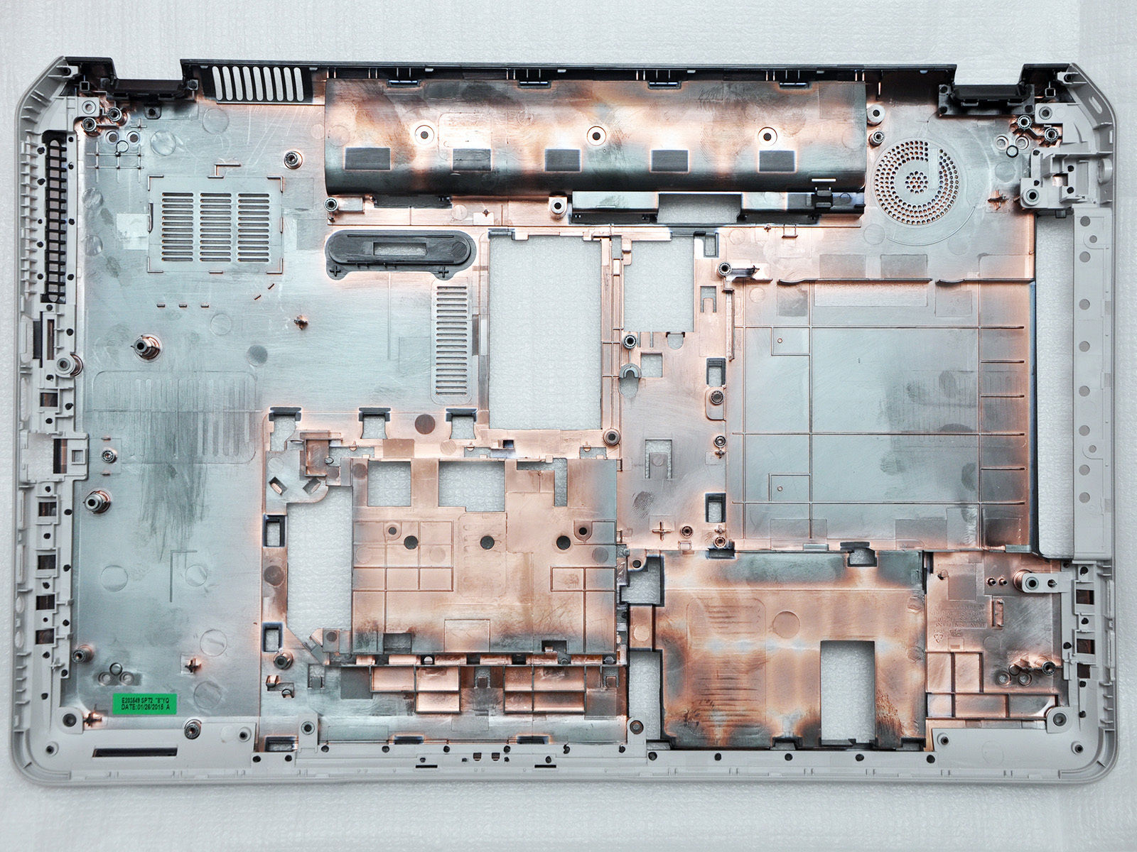 HP Envy DV7 Pavilion DV7-7000 Series Bottom Base Case 707999-001